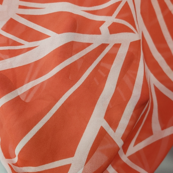 Banana Republic Orange & White Abstract V-Neck Tunic Top - Picture 6 of 8